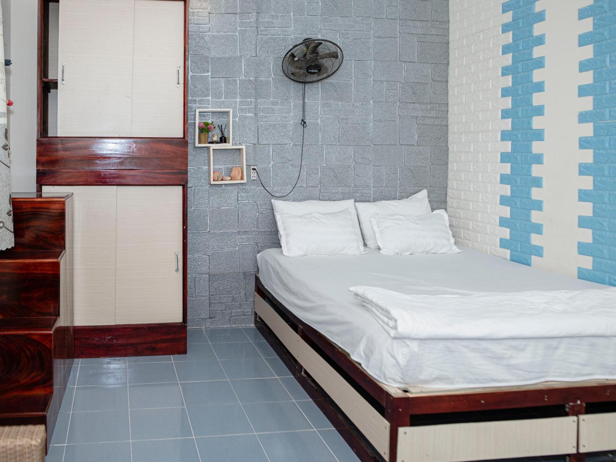 Bui Hostel - Ben Tau Rạch Giá Buitenkant foto